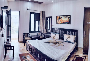 Agra Homestay, Stay 1KM Walking Distance From Taj Mahal East Gate